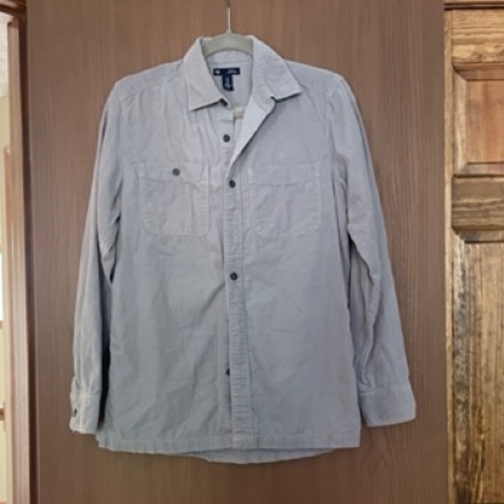 GAP mens corduroy shirt